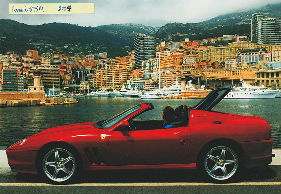 Ferrari rouge 575m paysage de l'Italie